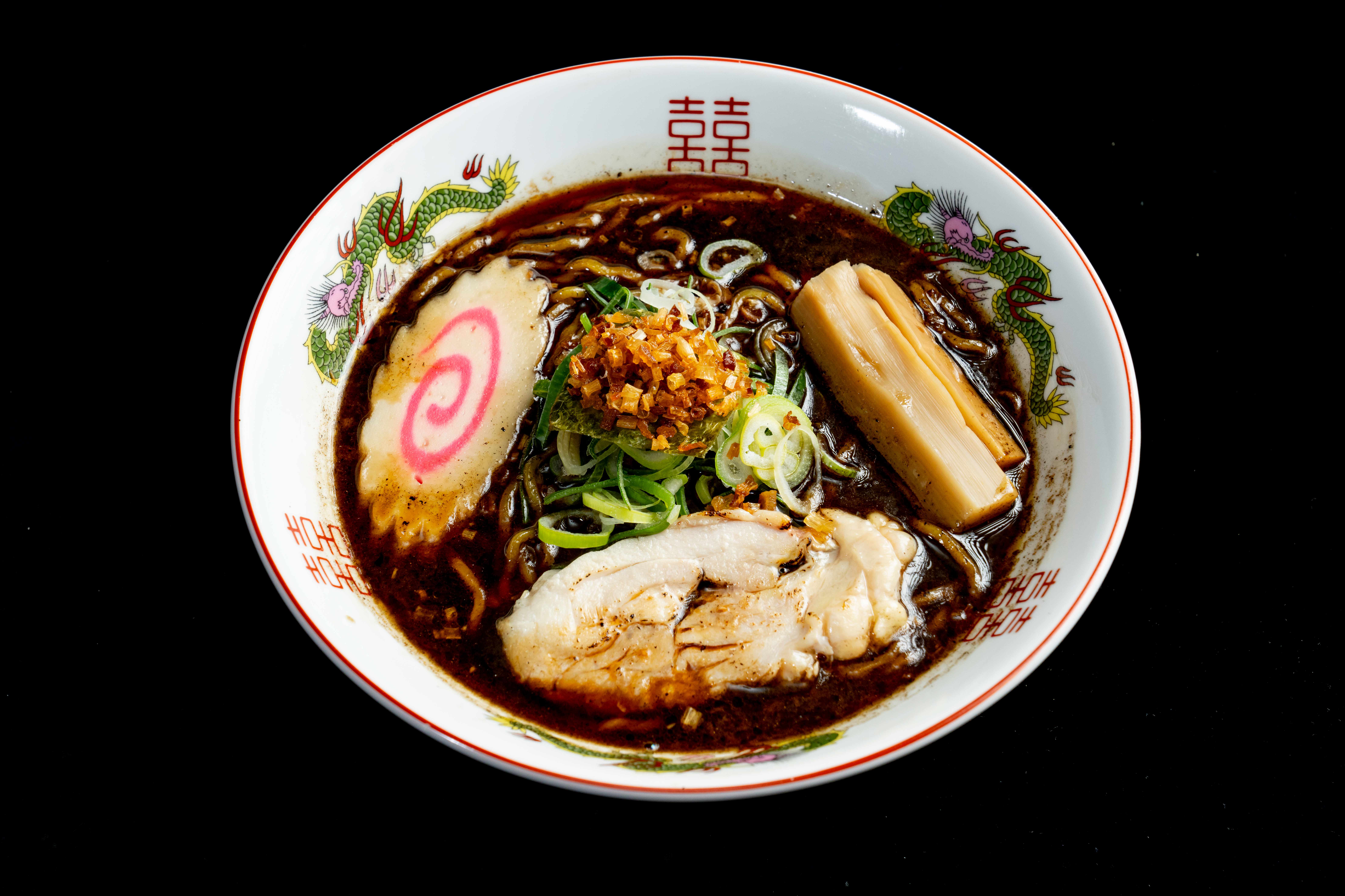 漆黒の正油ラーメン